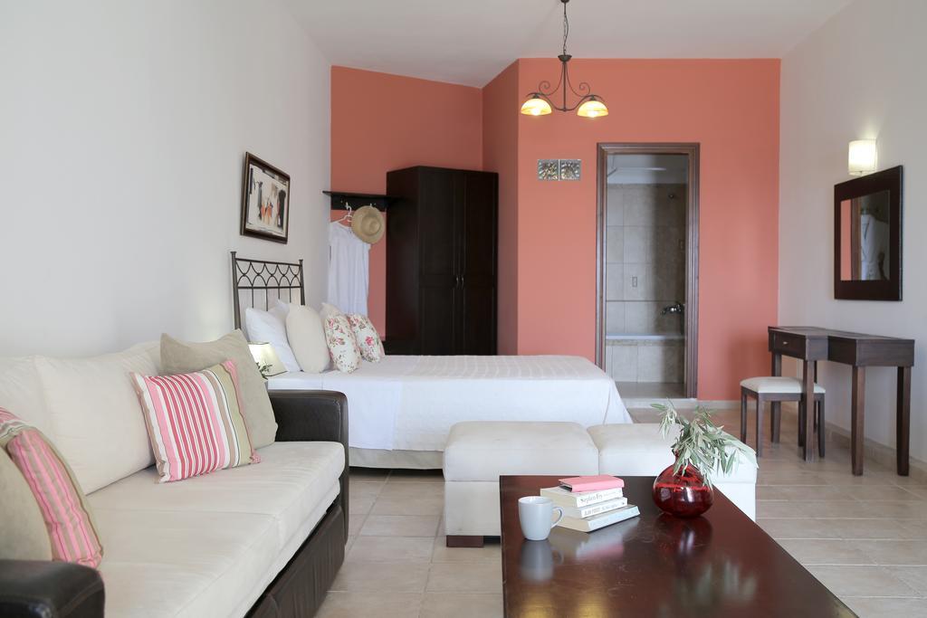 Yalis Hotel Votsi  المظهر الخارجي الصورة